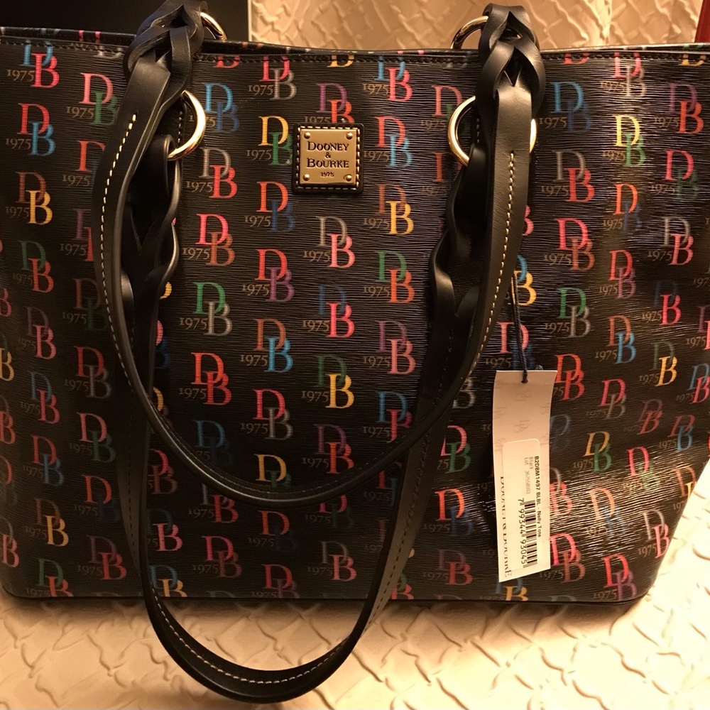 Dooney & Bourke tote width 19 /length 12